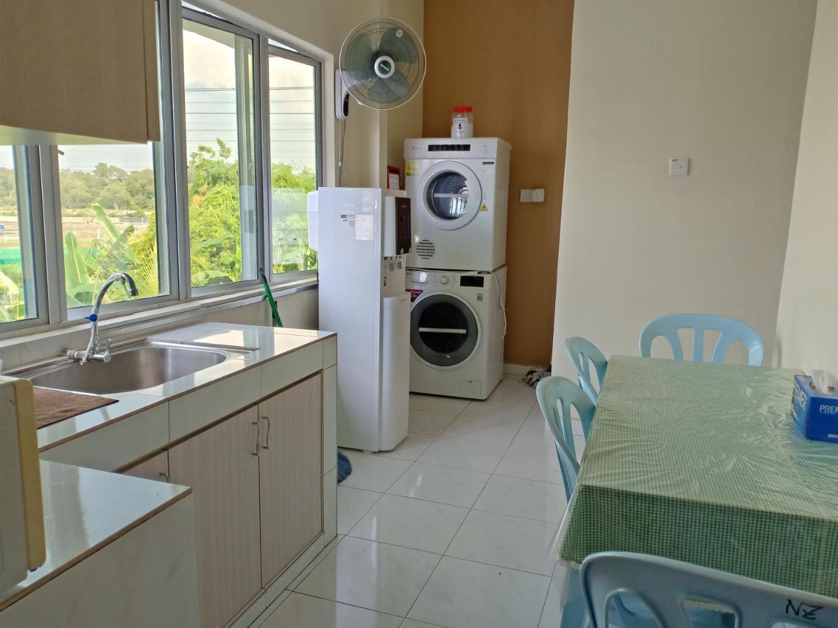 Cityscape Lodge - Penginapan Bajet Yang Mudah, Selesa & Selamat Dengan Wifi Dan Parkir Percuma Serta Layanan Mesra Tambah Servis Memuaskan Lumut Εξωτερικό φωτογραφία